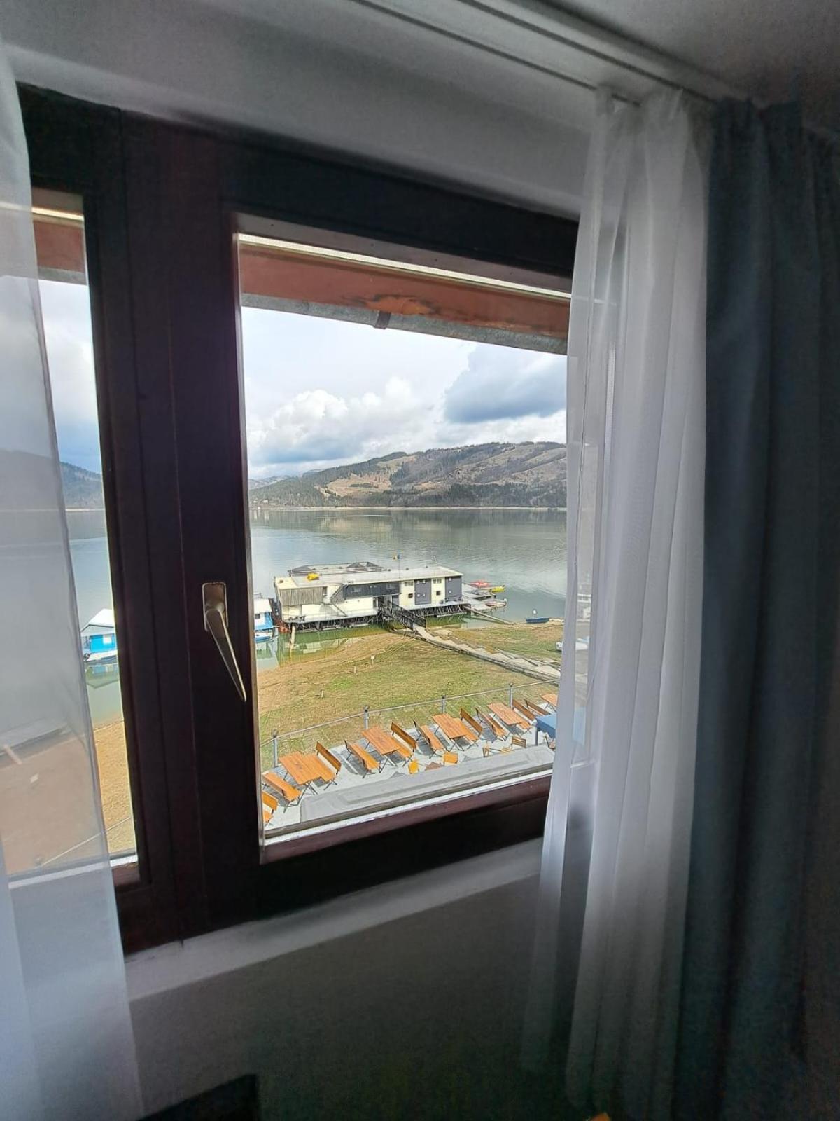 Hotel Pescarus Port Bicaz Extérieur photo