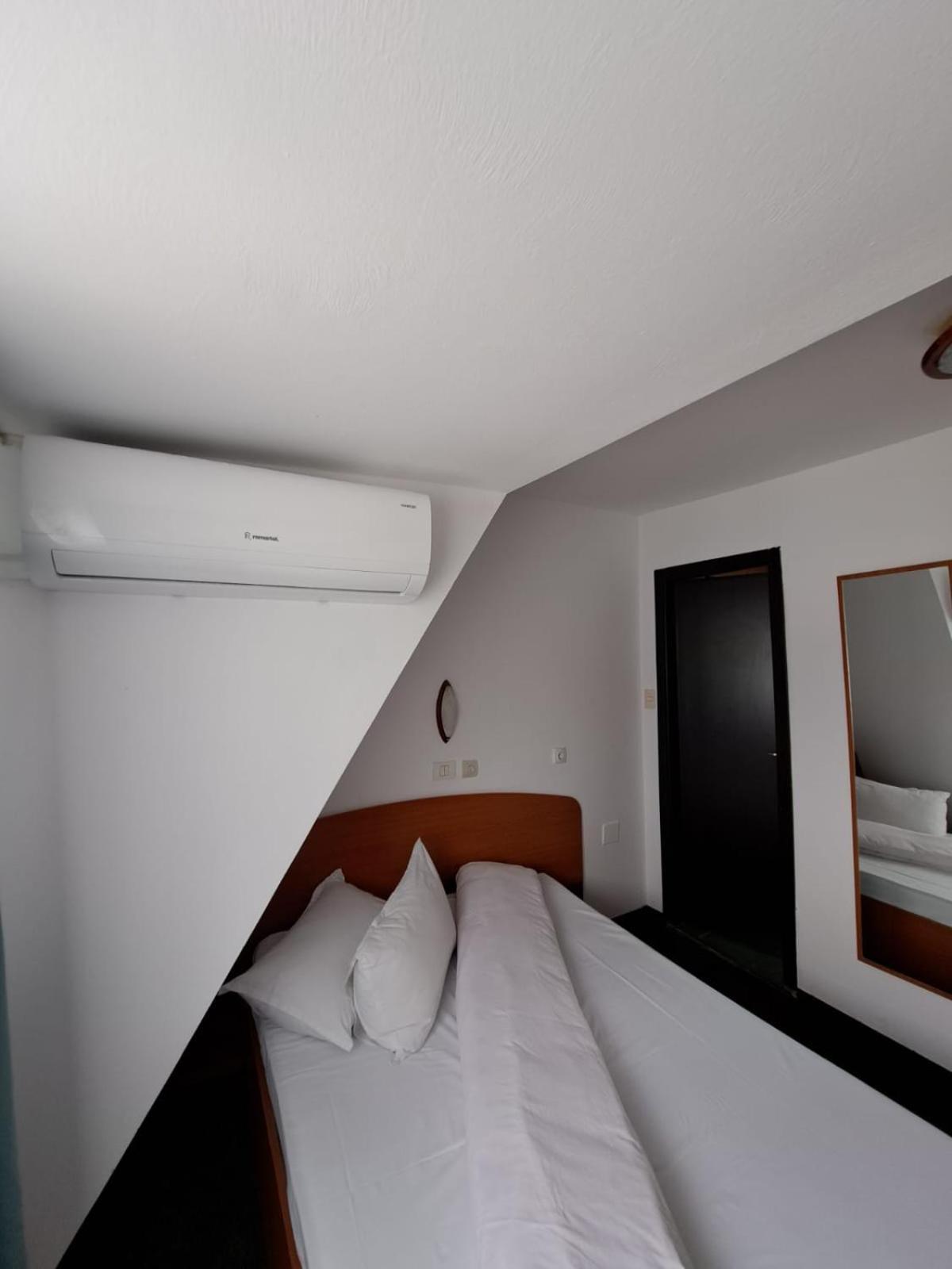 Hotel Pescarus Port Bicaz Extérieur photo
